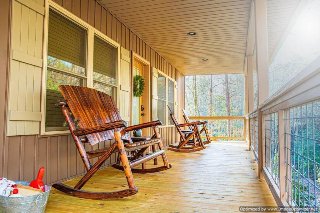 Art's Bungalow-wooded Seclusion 1 Mi To Deep Creek And Bryson Bryson City
